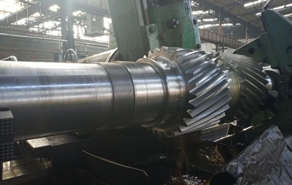 Pinion shafts for heavy industry